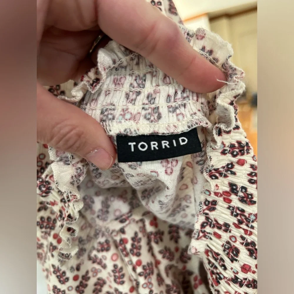 Torrid Crème Floral Long Sleeve Top in Women’s Sz 4X - Picture 6 of 7